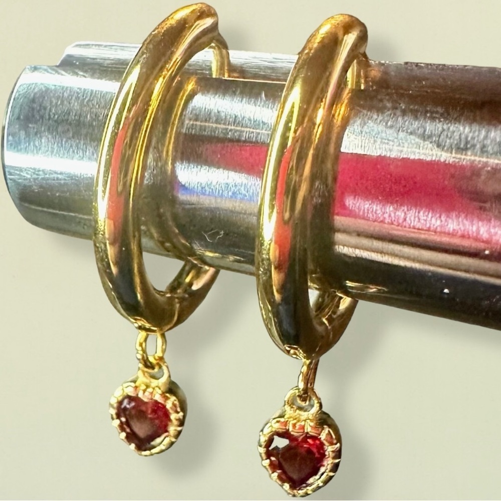 Ruby Simulant CZ Crystal Goldtone Huggie Hoop Earrings Inspired by Meghan Markle - Picture 4 of 13